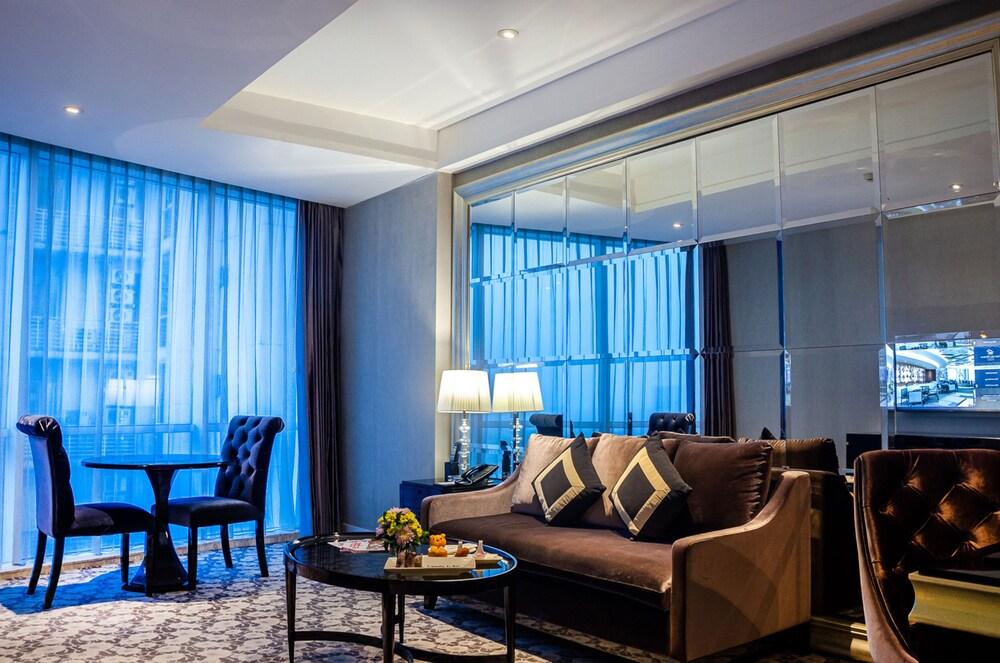 Hotel Ciputra World Surabaya Managed By Swiss-Belhotel International Exterior foto